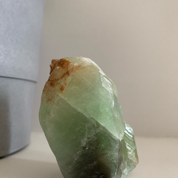 Raw Green Calcite - Picture 3 of 5